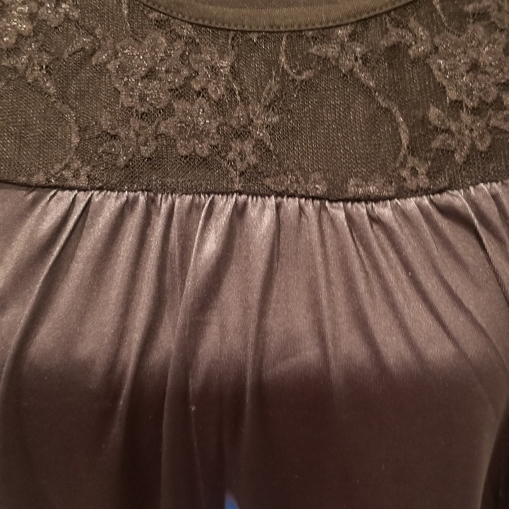 Shirt - Picture 3 of 3